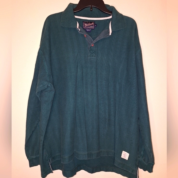 A vintage Woolrich Dark Pine men's sweatshirt in a size XL. Pre-loved - Picture 1 of 8
